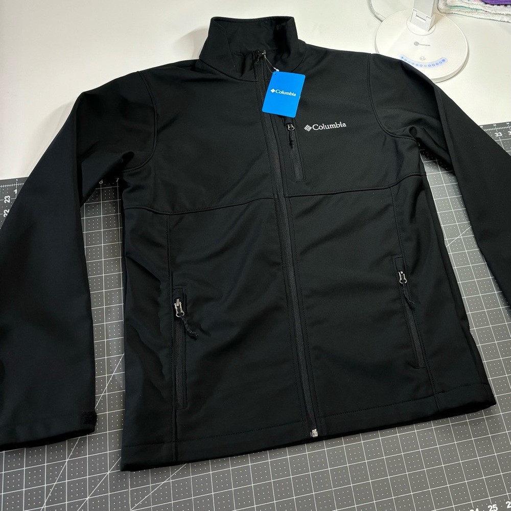 Columbia Black Ascender Softshell Jacket Men’s Small Lightweight Fleece-lined